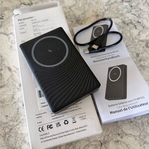 Magnetic Power Bank for iPhone MagSafe Battery Bank